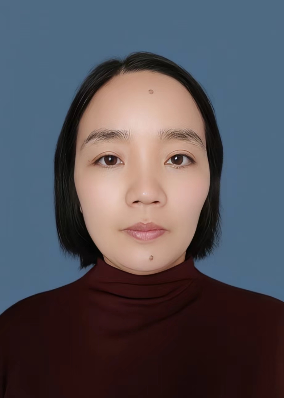 陈勤 一寸照片.jpg